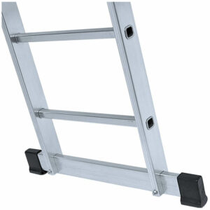 Detalle de la base estabilizadora de la escalera de apoyo extensible con cuerda de la SERIE M2